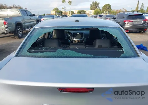 2012 Chrysler 300 Limited z USA, uszkodzony, nr VIN 2C3CCACG8CH175524